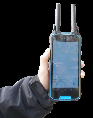 1.5km Handheld-Funkfrequenz-Anti-Drohnen-System mit niedrigem Fehler 700+ Arten von kommerziellen Drohnen.