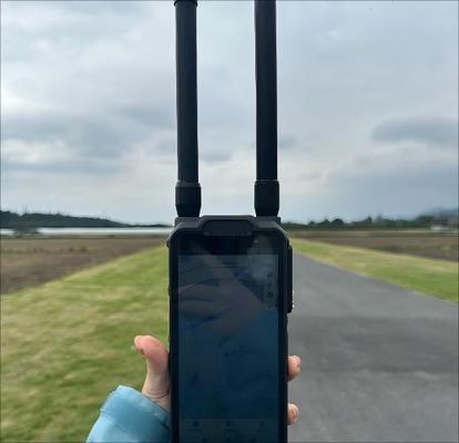 3 km Radius Detektion von 10 Drohnen gleichzeitig Anti-Drohnen-System Handheld/Tragbar Kern-Kommunikationsfrequenzbänder